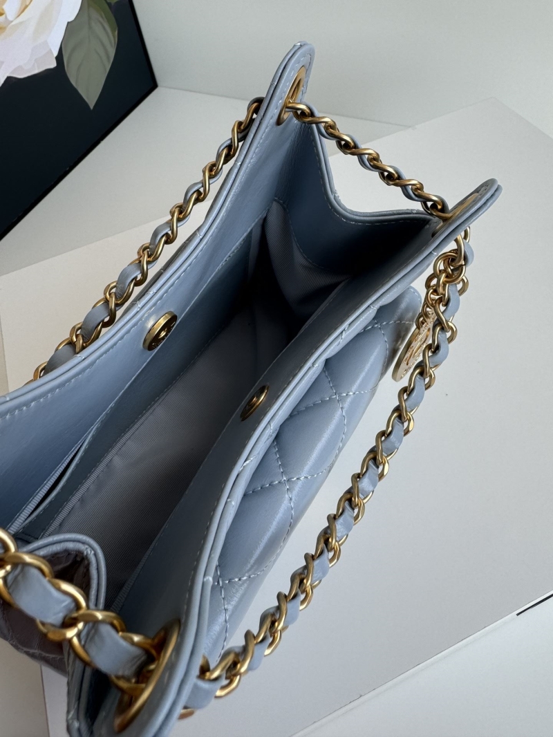 Ch**el hobo bags